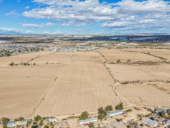 5th image of N Moon Rd