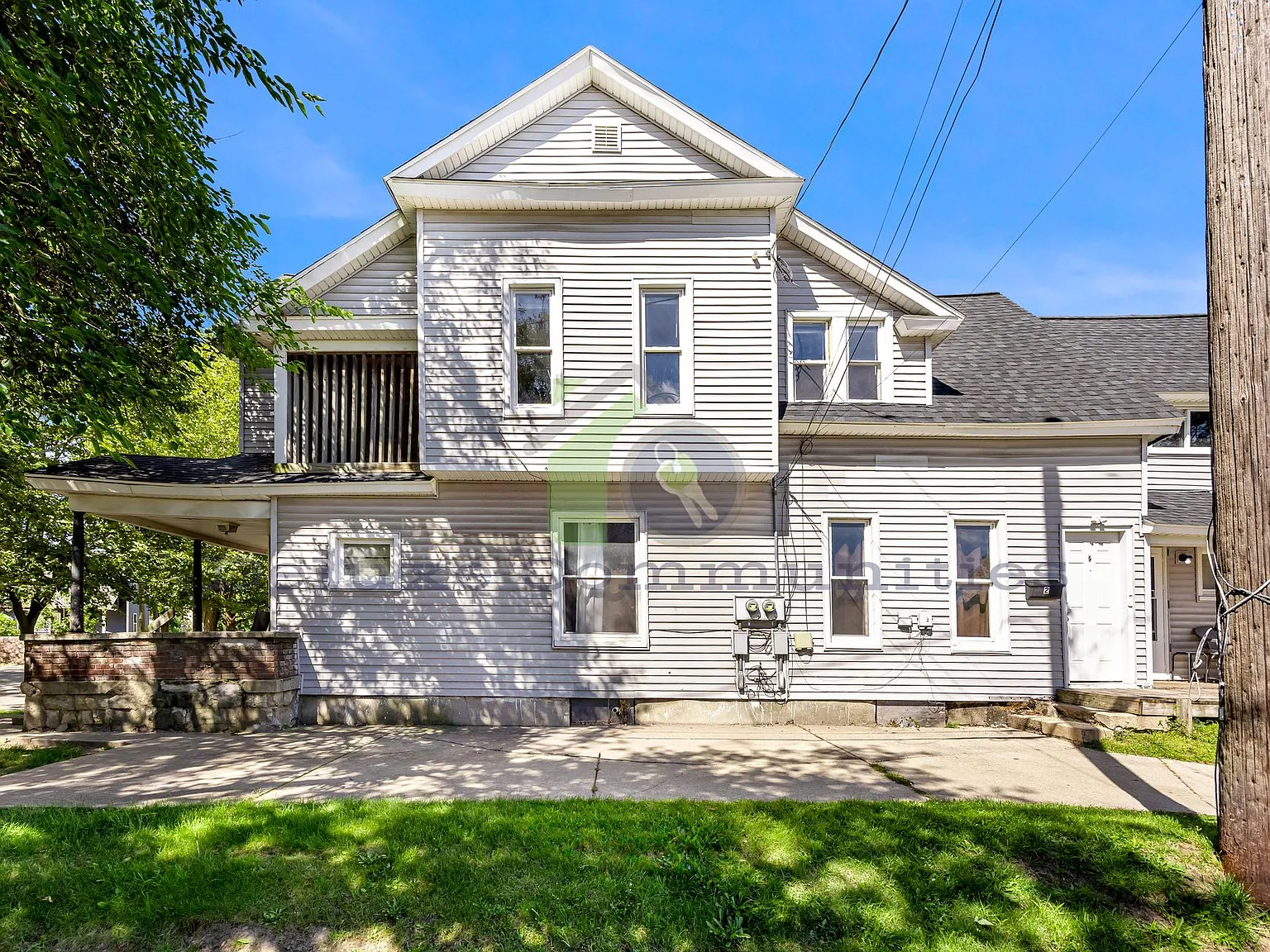 415 Graham St SW — Photo 4