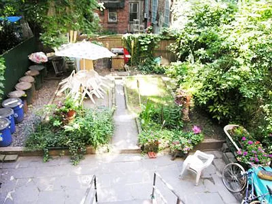 Rented by City Connections Realty | media 16