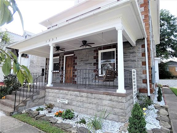 4th image of 1337 Avery St