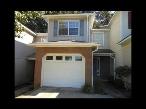 206 Ridgeway Dr, Enterprise, AL 36330