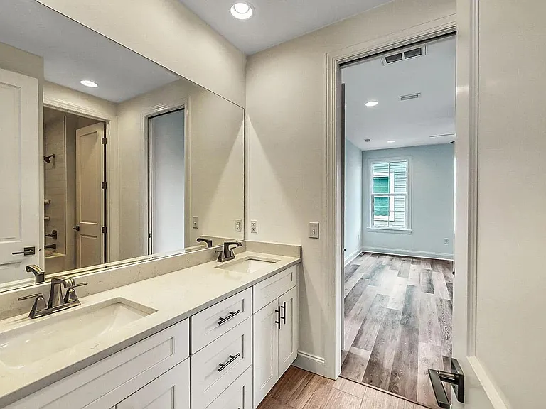 22 Roundwood Dr #294 — Photo 12