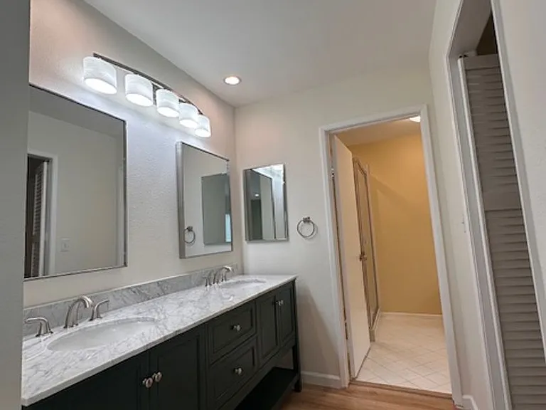 12111 Wagner St — Photo 17