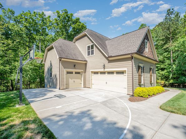 304 Villa Dr, Durham, NC 27712