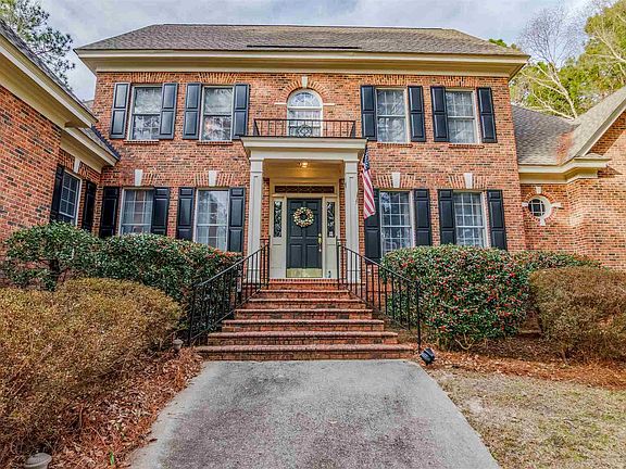 2nd image of 205 Aiken Hunt Cir