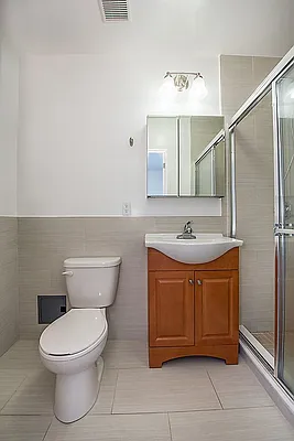 Rented by Bold New York | media 9