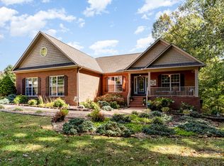 1215 Cliff White Rd, Columbia, TN 38401