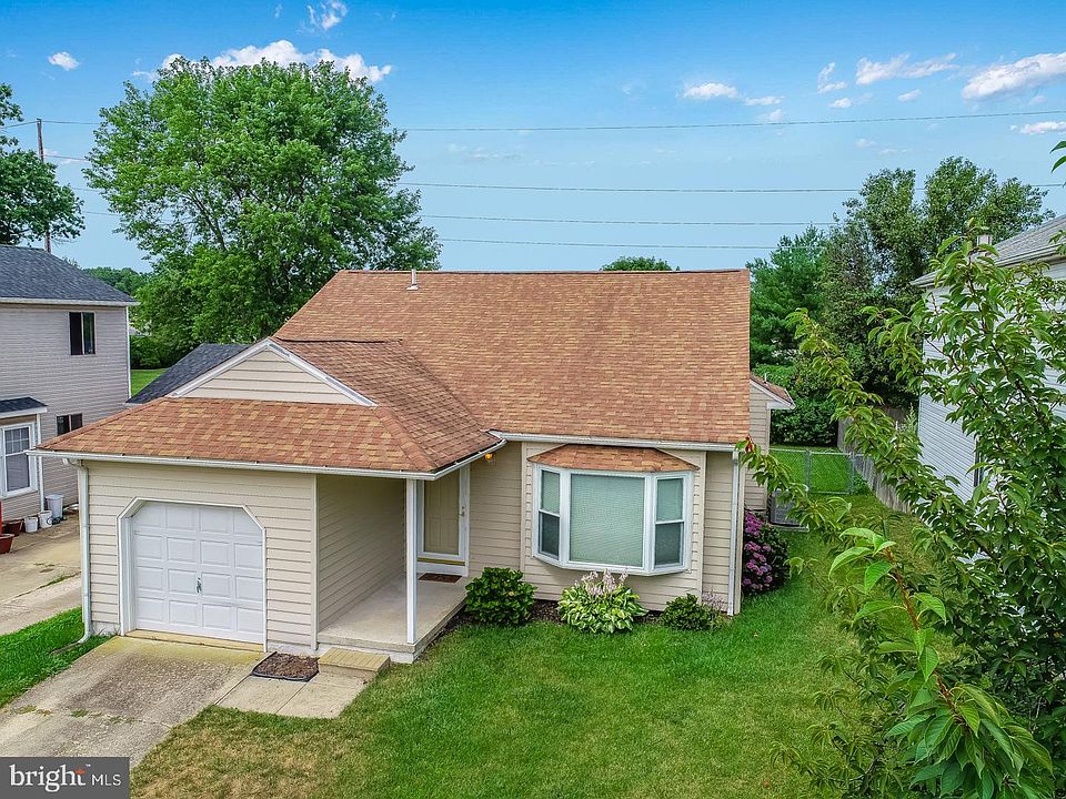 1st image of 316 Skeet Ave
