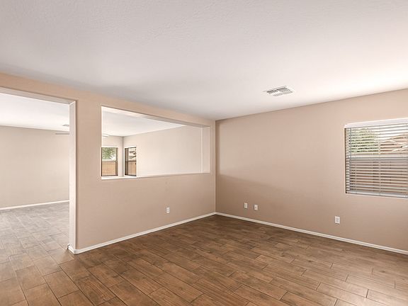 4th image of 11649 W Brown St