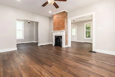 44 Western Ave — Photo 2