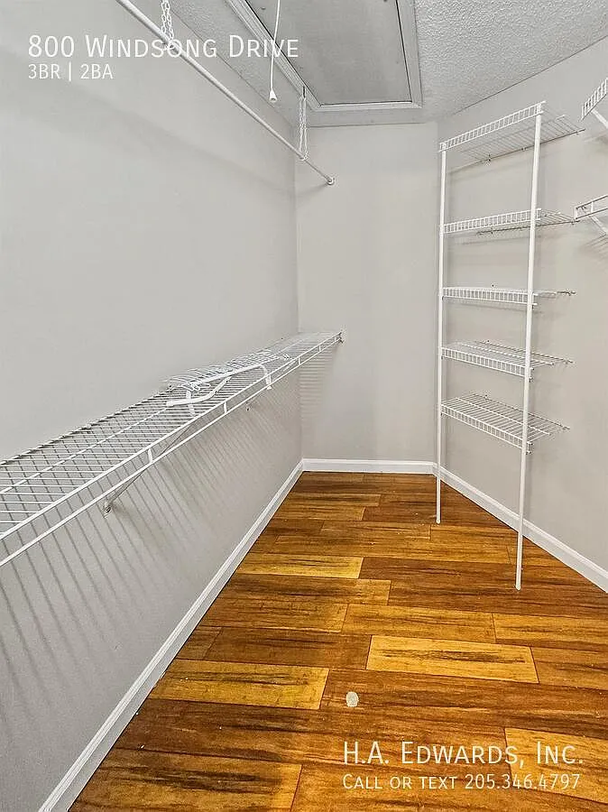 800 Windsong Drive — Photo 2