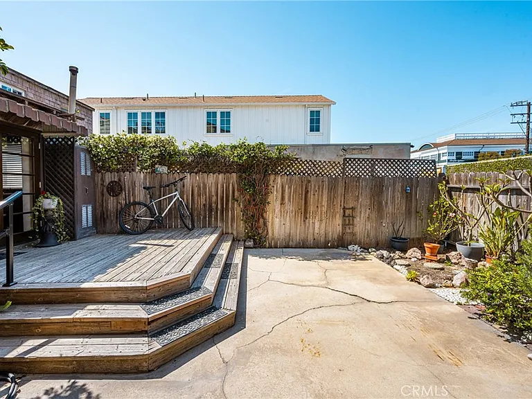 58B Surfside Ave — Photo 22