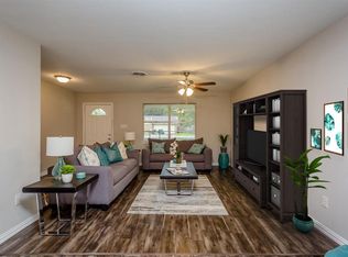 1135 Robert St, Pearland, TX 77581