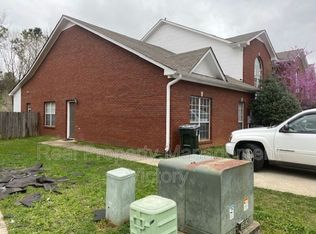 442 Cambrian Ridge Trl, Pelham, AL 35124