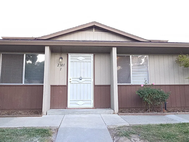 2301 Lemontree Way #1 — Photo 1
