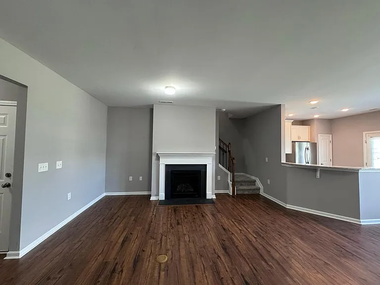 1024 Laceflower Dr — Photo 4