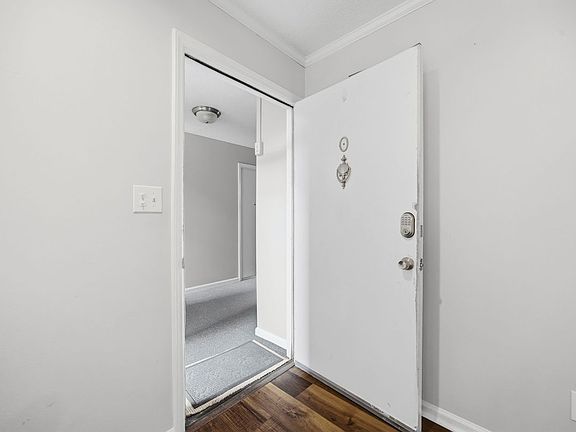 3rd image of 4739 Hedgemore Dr Unit O