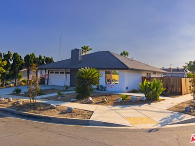 681 Redwood Ave, Upland, CA, 91786