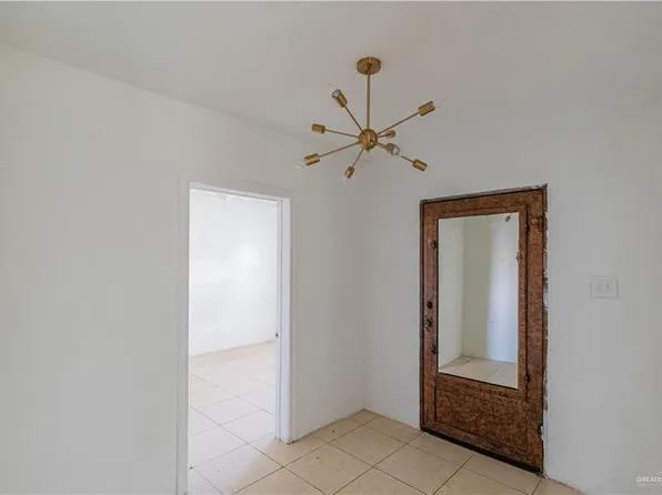 2132 S 34th St, McAllen, TX 78503