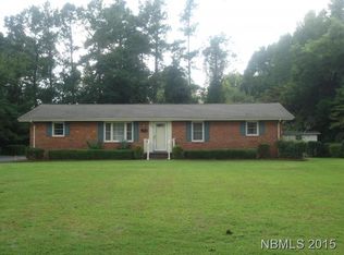 1103 Karen Dr, New Bern, NC 28562