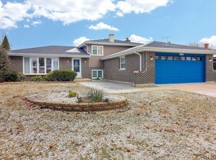 3140 Grandview Pl, Darien, IL 60561