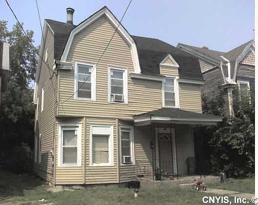 2nd image of 116 W Calthrop Ave