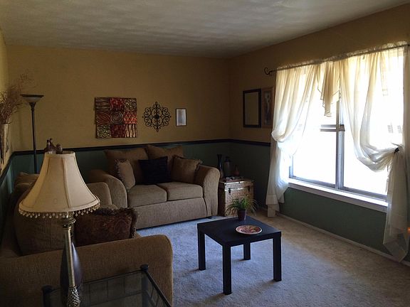 2nd image of 3413 Kenwood Way