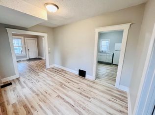 1105 E 12th St, Des Moines, IA 50316