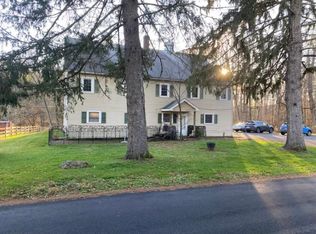 28 Dug Rd #5, New Paltz, NY 12561