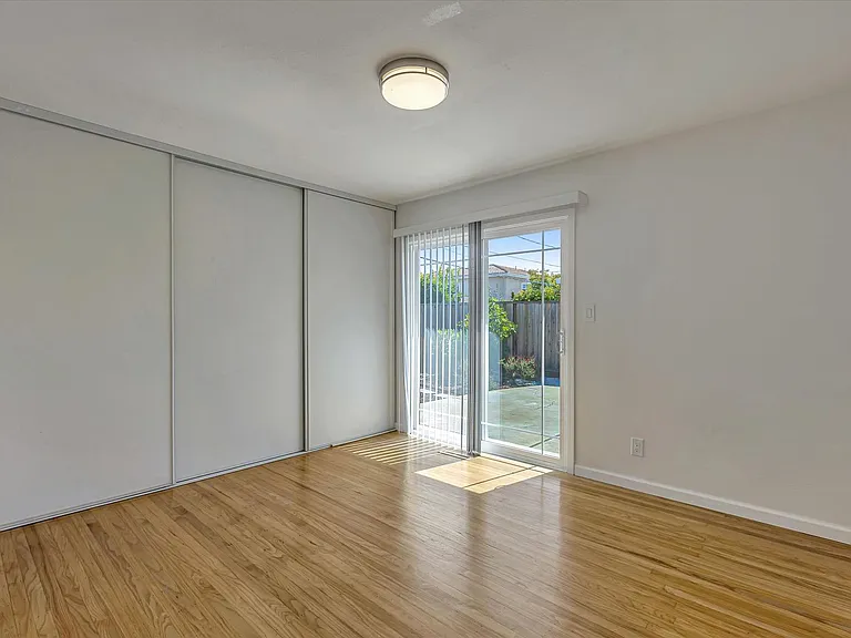 1112 Di Napoli Dr — Photo 37
