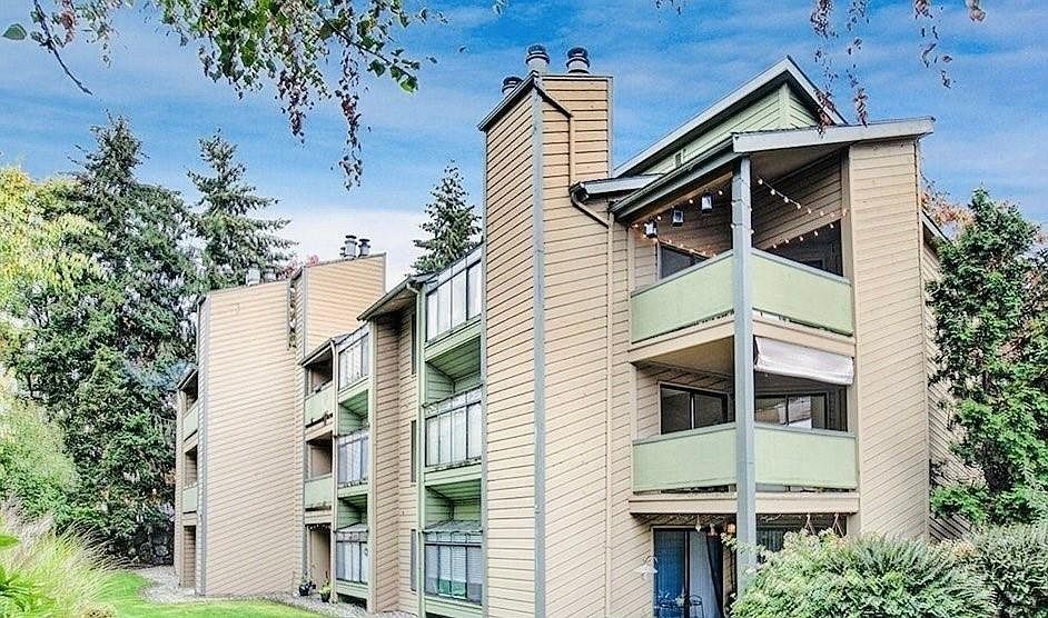 1st image of 4920 200th St SW