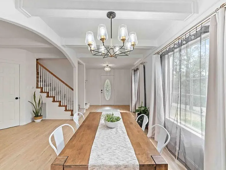 570 Guadalupe Dr — Photo 8