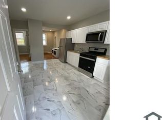 329 Dekoven Dr, Middletown, CT 06457