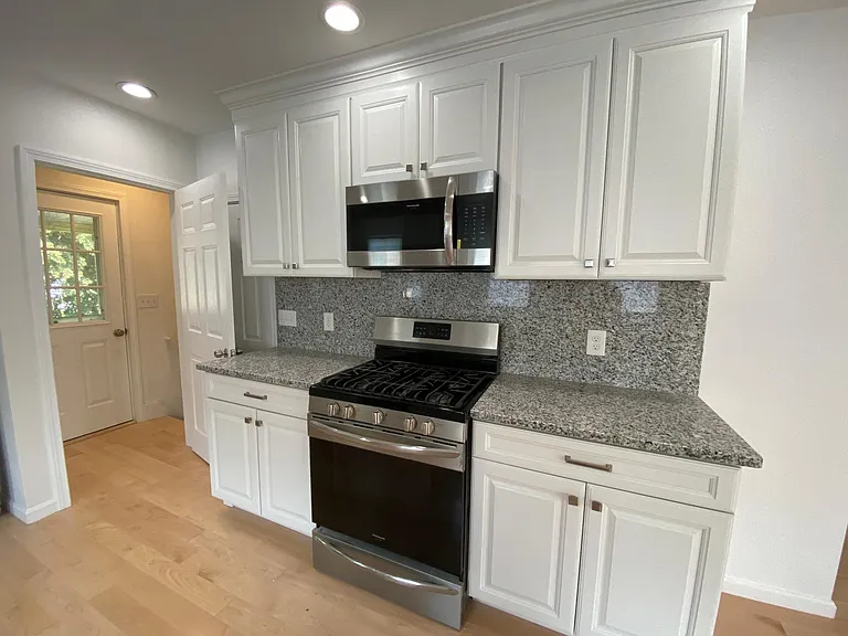 196 Boylston St #2 — Photo 5