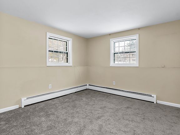 5th image of 4 Shady Ln #6
