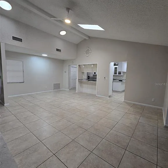 4608 Netherwood Dr — Photo 2