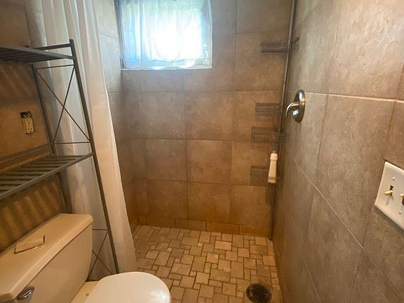 4th image of 3631 W St #2