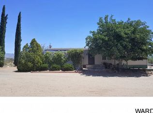 749 S Lochiel Rd, Golden Valley, AZ 86413