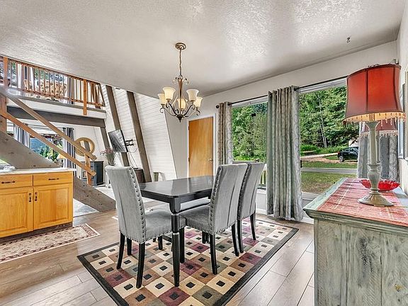 3rd image of 203 County Road 370