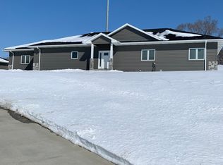 1470 Indian Hills Rd, Council Bluffs, IA 51503