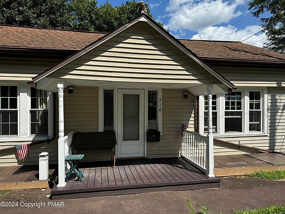 2nd image of 710 Elmira St