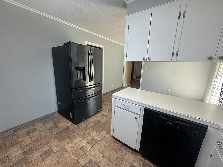 8900 Acacia Ln — Photo 10