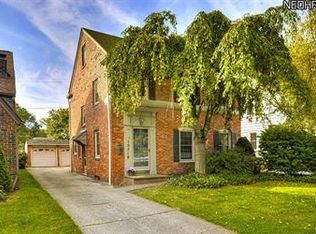 15719 Fernway Ave, Cleveland, OH 44111