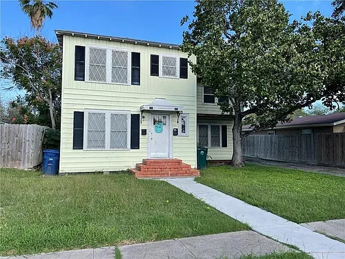 332 Rosebud Ave Photo 1