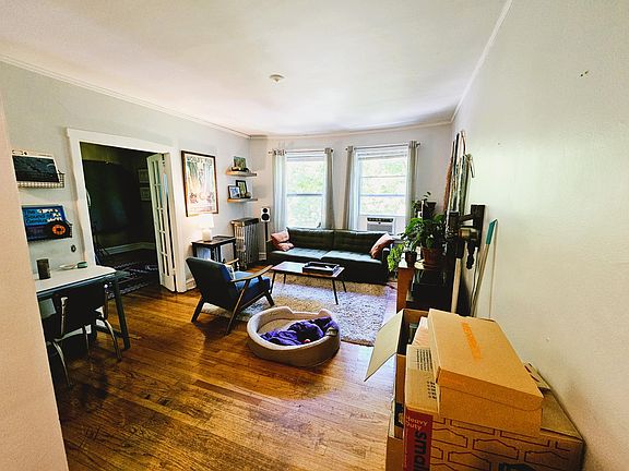 2nd image of 4805 N Hermitage Ave #3-A