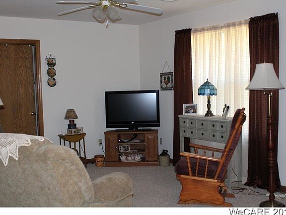 2nd image of 3744 Yale Ave