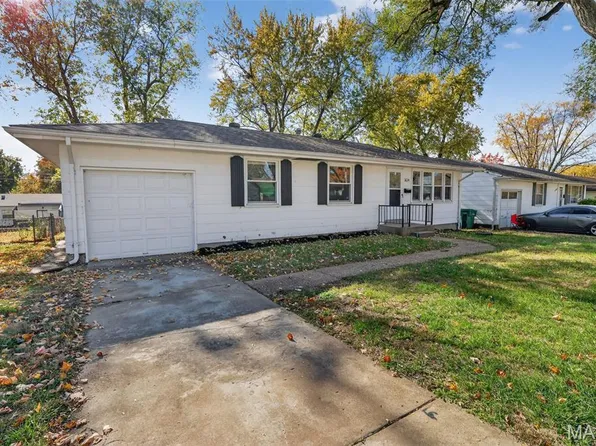 614 Ludlow Dr, Saint Louis, MO 63137