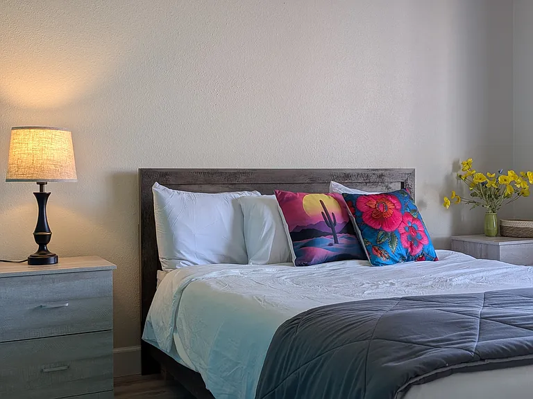 2035 E Cornell Dr — Photo 18