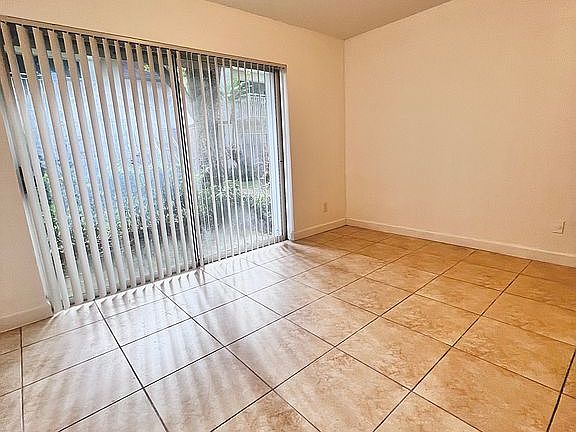 5th image of 11201 SW 13th St APT 104