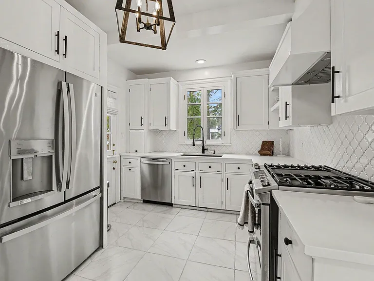216 W Carolina Ave — Photo 13
